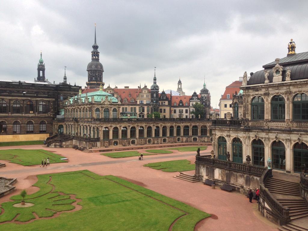 Fewo Am Zwinger Dresden Rum bild